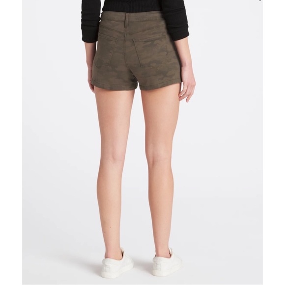 Pistola Hannah Cargo Shorts in Limeade Yellow Size 28 - Picture 2 of 7